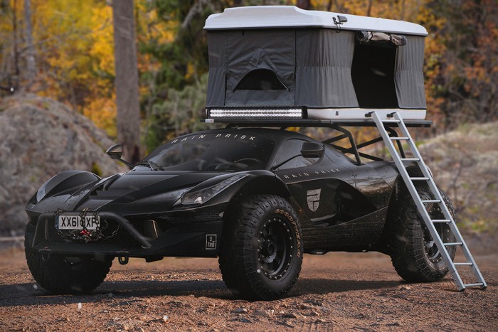 Vége a világnak: jön a Ferrari SUV 1