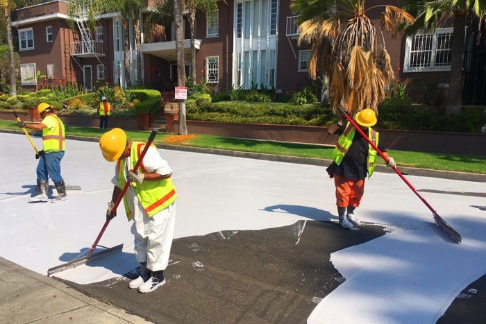 Soha nem látott útburkolat menthet meg minket