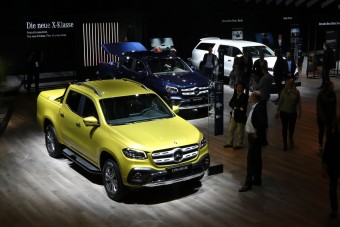 Villantós platós a Mercedestől