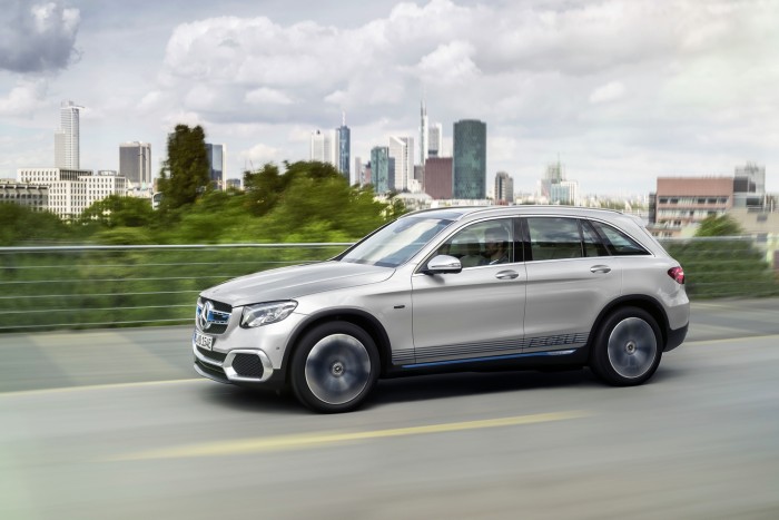 Egy Merci, amiből víz folyik 7