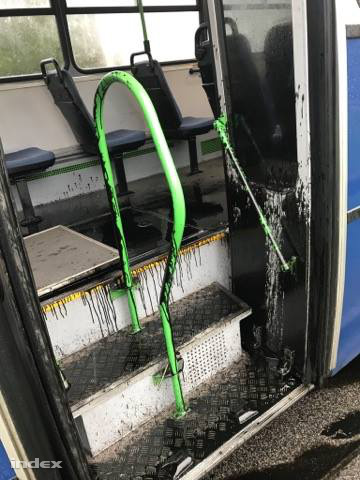 Rémisztő dolog történt egy budapesti buszon 1