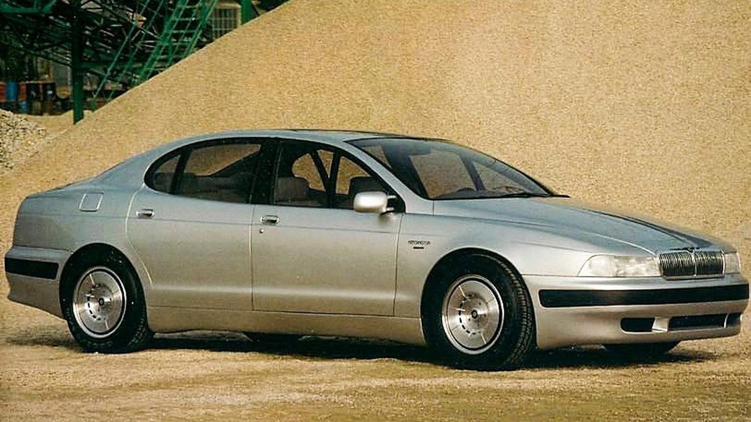 Színtiszta ’90-es évek ez a Jaguar-koncepció 6