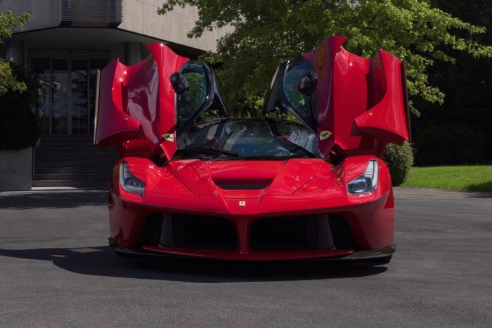 Kéne egy használhatatlan LaFerrari 600 millióért? 5 | Vezess Kéne egy használhatatlan LaFerrari 600 millióért? 5