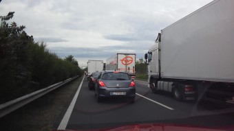 Ócsától az M0-sig döcög az M5-ös