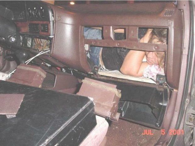 Eszement módszerekkel csempészik az embereket a mexikói határnál 2