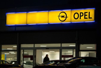 Megmarad az Opel magyar gyára 