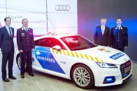 Vadiúj Audi TT a magyar rendőrség kötelékében 13