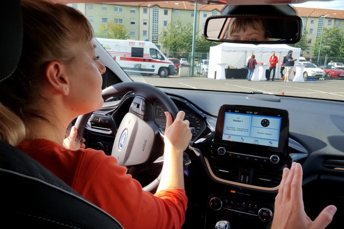 Pia nélkül tanulták a srácok a részegen vezetést 9 | Vezess Pia nélkül tanulták a srácok a részegen vezetést 9