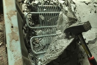 Vakolattal lakatoltak egy szétrohadt Fiatot Észak-Magyarországon