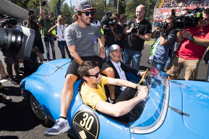 Alonso: Söröztek a versenybírók!