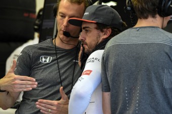 F1: Alonso helyére is akadna pilóta