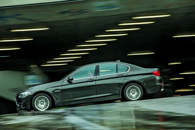 Škoda a BMW és Merci ellen? 1 Az 520i-nek a legalacsonyabb a nyomatéka, de ezt nem vesszük észre Pontosan 520 literes a csomagtartó, a variálhatóság feláras extra