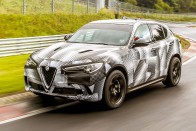 Az Alfa Stelvio a világ legsportosabb szabadidőjárműve 14