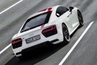 Hátsókerék-hajtást kap az Audi R8 11