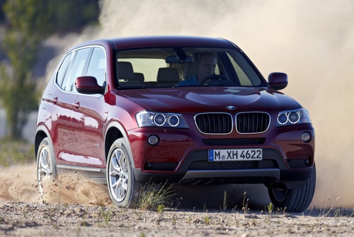 Kieshet a Mercedesből az üzemanyagtartály 2 | Vezess Kieshet a Mercedesből az üzemanyagtartály 2