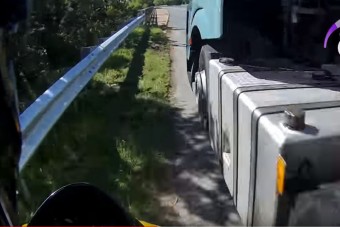 Nézd a vesedonor motorost, aki most életre szóló leckét kapott az élettől