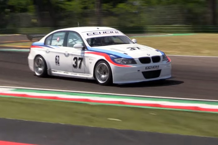 Meglepő motor került ebbe a 3-as BMW-be