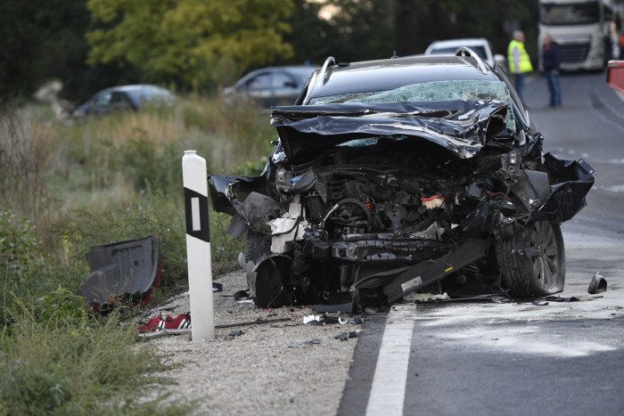 Két halálos áldozat a 81-esen, fotókon a baleset 4