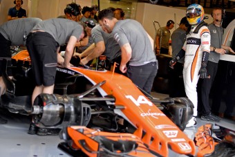 F1: A Honda helyett bármivel jobban járna a McLaren
