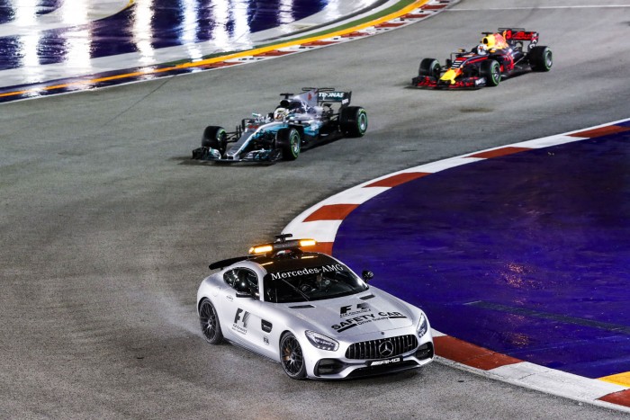 F1: Csoda, hogy Ricciardo célba ért 1