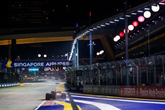 F1: Ilyen még nem volt, eshet a Szingapúri Nagydíjon