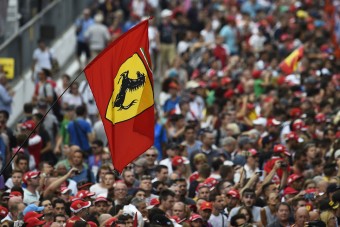 F1: A Ferrari elhalasztotta a motorfejlesztést