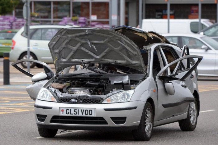 Illatosítótól robbant fel egy autó 1 | Vezess Illatosítótól robbant fel egy autó 1