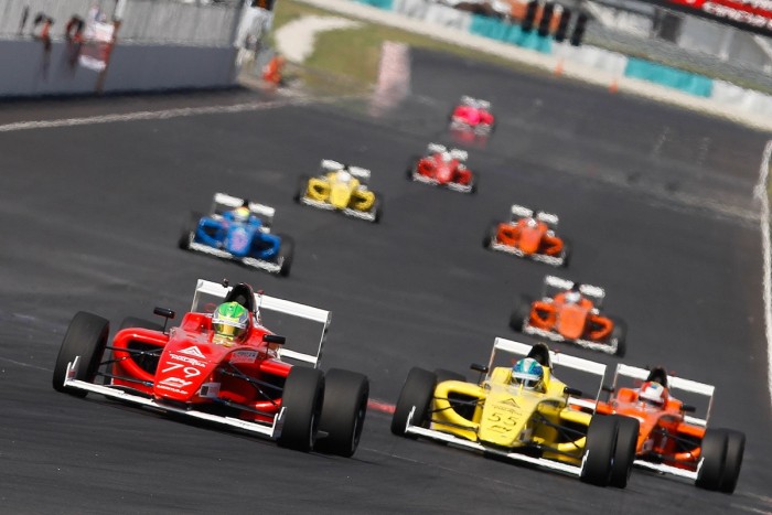 Bizarr verseny, ahol senki nem ért célba 1