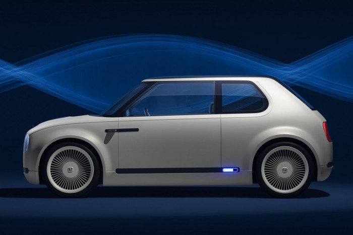 Retró hangulatú villanyautó a Hondától 6 | Vezess Retró hangulatú villanyautó a Hondától 6