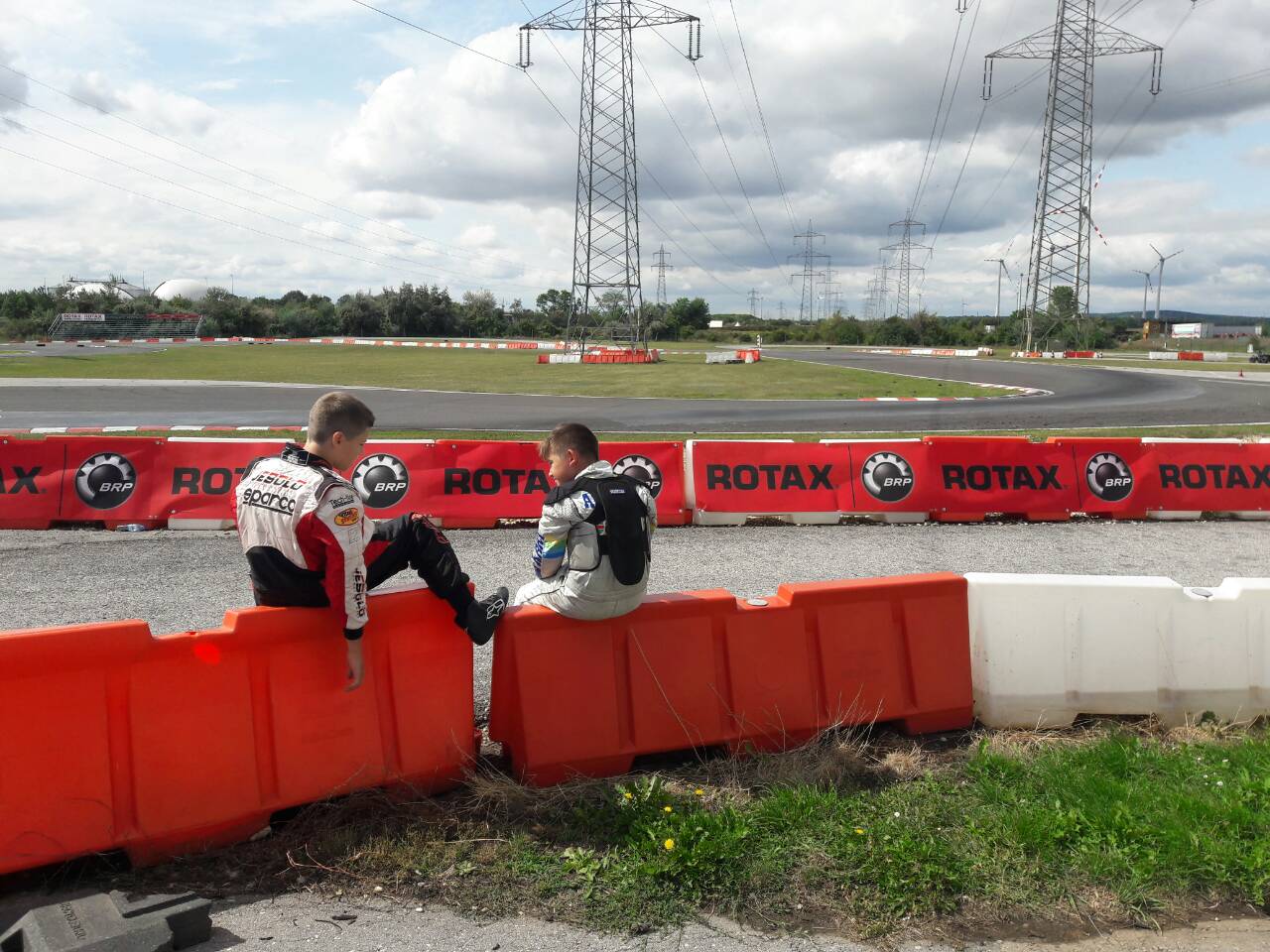 Közös szórakozás apának és fiának! 1