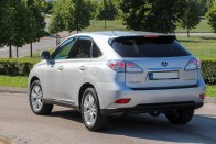 Amióta létezik Lexus, csak azt vesz ez a magyar férfi 11