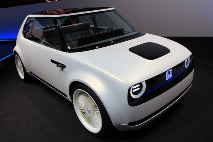 Hivatalos elektromos városi autó és nemhivatalos pickup-tanulmány a Hondától 1 Hivatalos elektromos városi autó és nemhivatalos pickup-tanulmány a Hondától 1