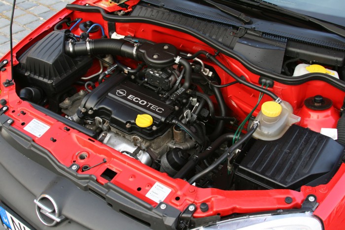 22 km után purcant ki az Opel, az eladó a szerelőt gyanúsítja