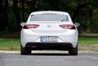 Könnyebb, tágasabb és keveset is fogyaszt az új Opel Insignia 53