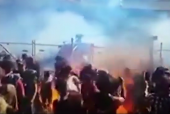 Lángba borították a nézőket egy autós fesztiválon, 12-en sérültek meg