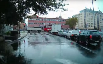 A budapesti mercis nem nagyon érzékelte, hogy jön a mentő