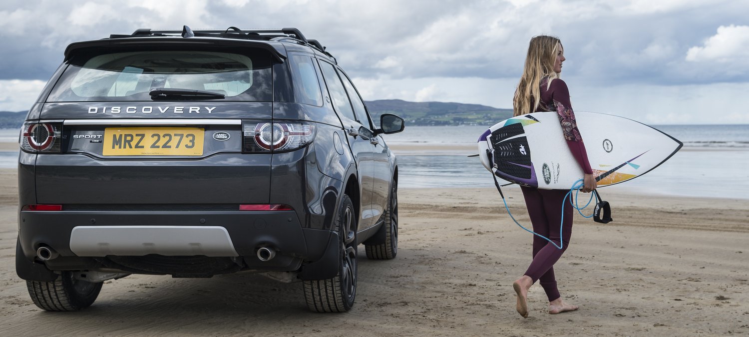 Szörfdeszkaként születik újjá a Land Rover műanyaghulladéka 6