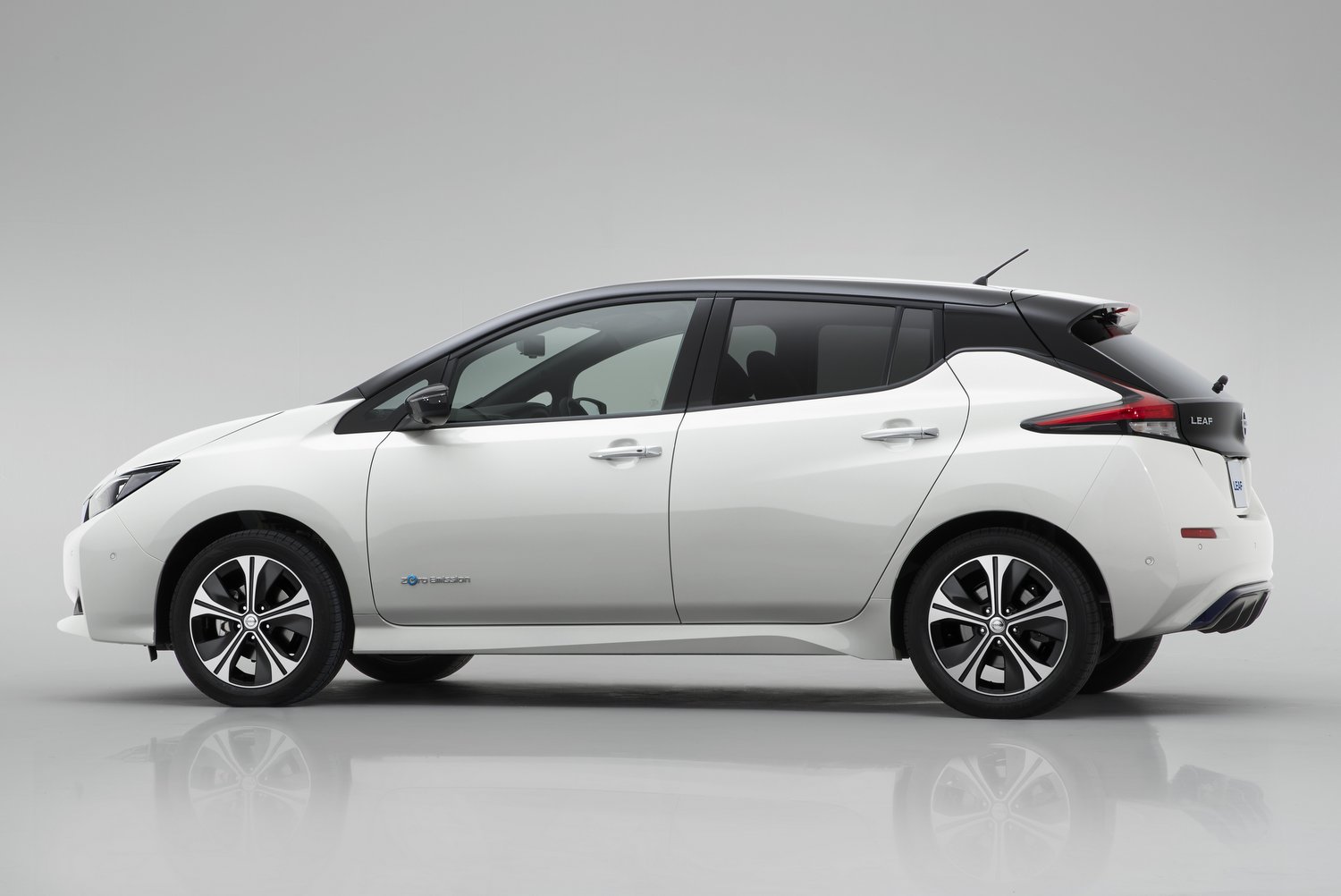 Itt az új Nissan Leaf! 4