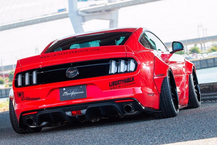 Ha unod a Mustangod, akkor szélesítsd ki!