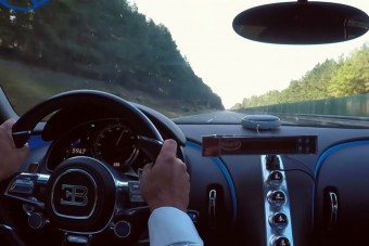 Így gyorsul a Bugatti Chiron 300-ra, nem tart sokáig!