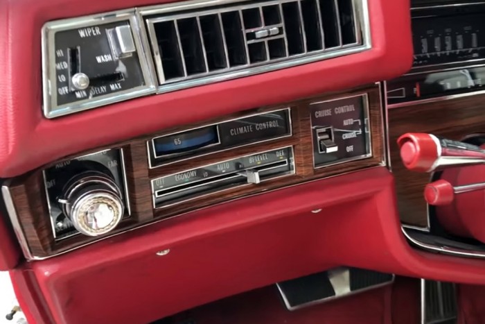 10 meglepő extra a 70-es évek legdrágább Cadillacjéből 8