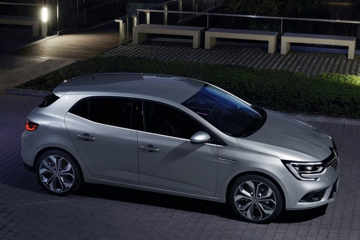 Magától elindul a furgon, ha úgy tartja kedve 10 | Vezess Magától elindul a furgon, ha úgy tartja kedve 10