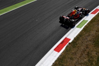 F1: Mansellhez hasonlította főnöke Ricciardot