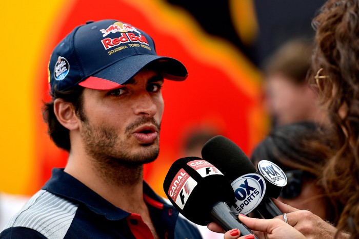 F1: Sainz hallgat az átigazolásról 1 | Vezess F1: Sainz hallgat az átigazolásról 1