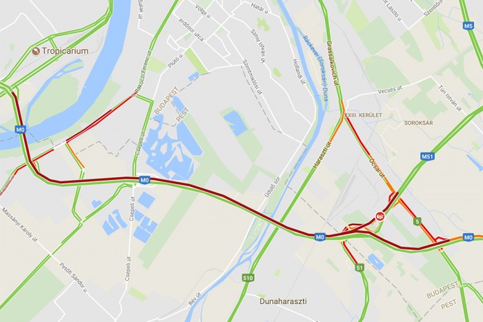 Brutális dugó az M0-son