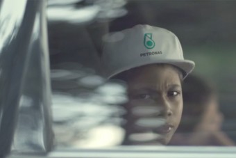 F1: A gyerek, aki le se tojja Hamiltont és Bottast
