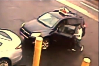 Autót lopott, majd elgázolta a tulajdonosát