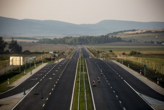 Átírta a kormány a fontos útfejlesztéseket