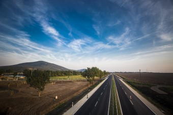 Szokatlan okból korlátozzák az M3-as forgalmát
