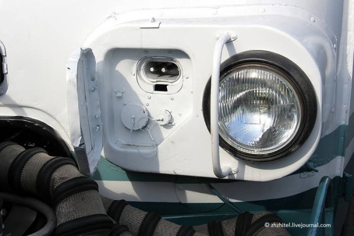 Megnézed, mi van az UAZ rakterében, és csak vakarod majd a fejed 2